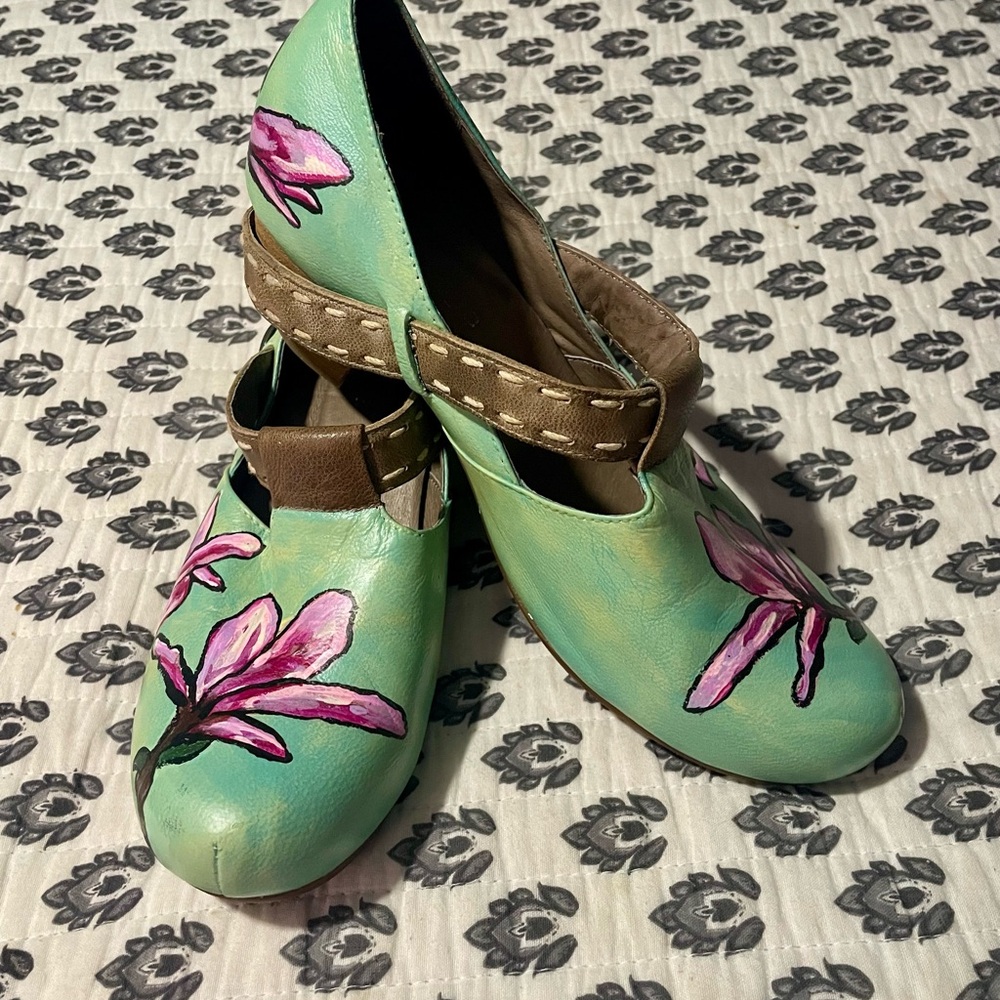 Floral Green Women's Shoes sz9